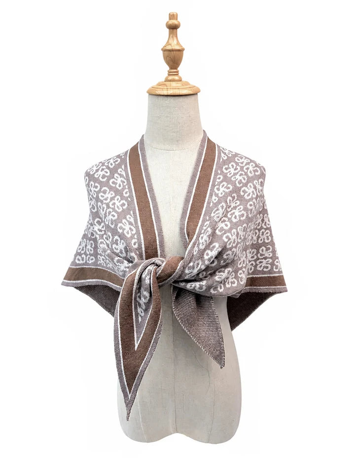 Sf26145-435 Ditsy Clover Print Triangle Scarf Beige