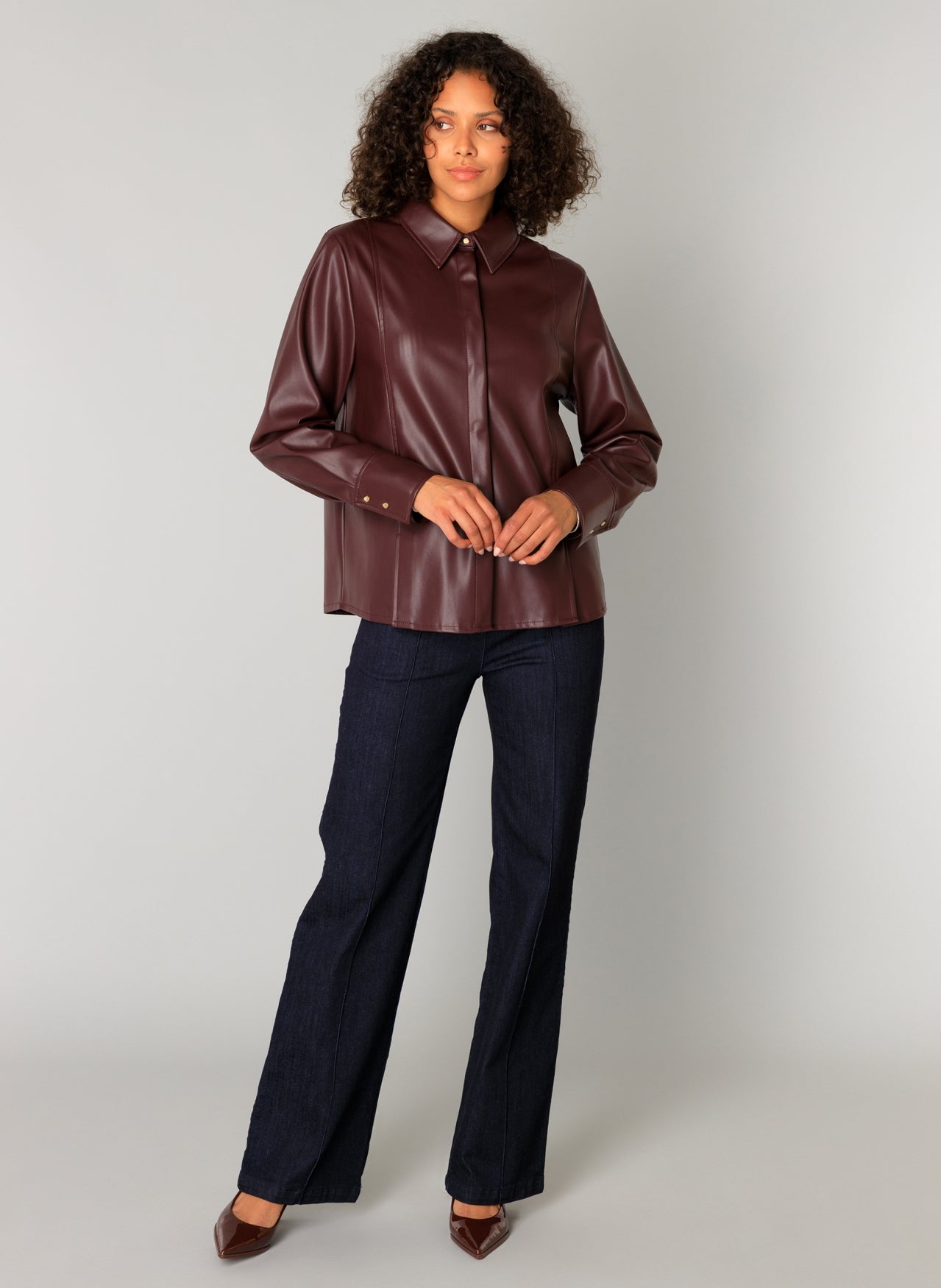 0005779 Celeste Faux Leather Fitted Shac Bordeaux