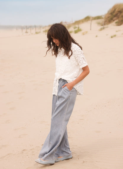 0006151 ELASTIC PULL UP WIDE LEG JEANS Light Denim