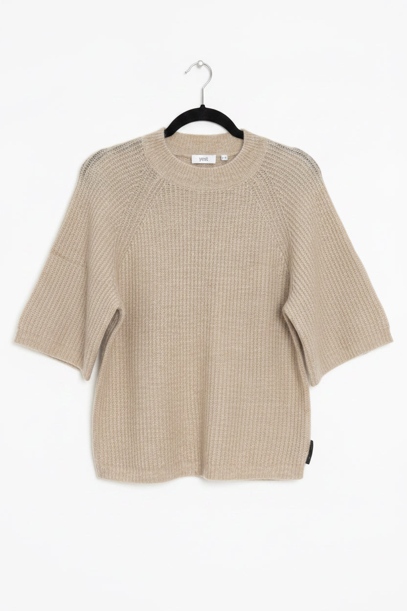 0006544 S/S O-NECK MOHAIR LOOK BASIC JUMPER Beige