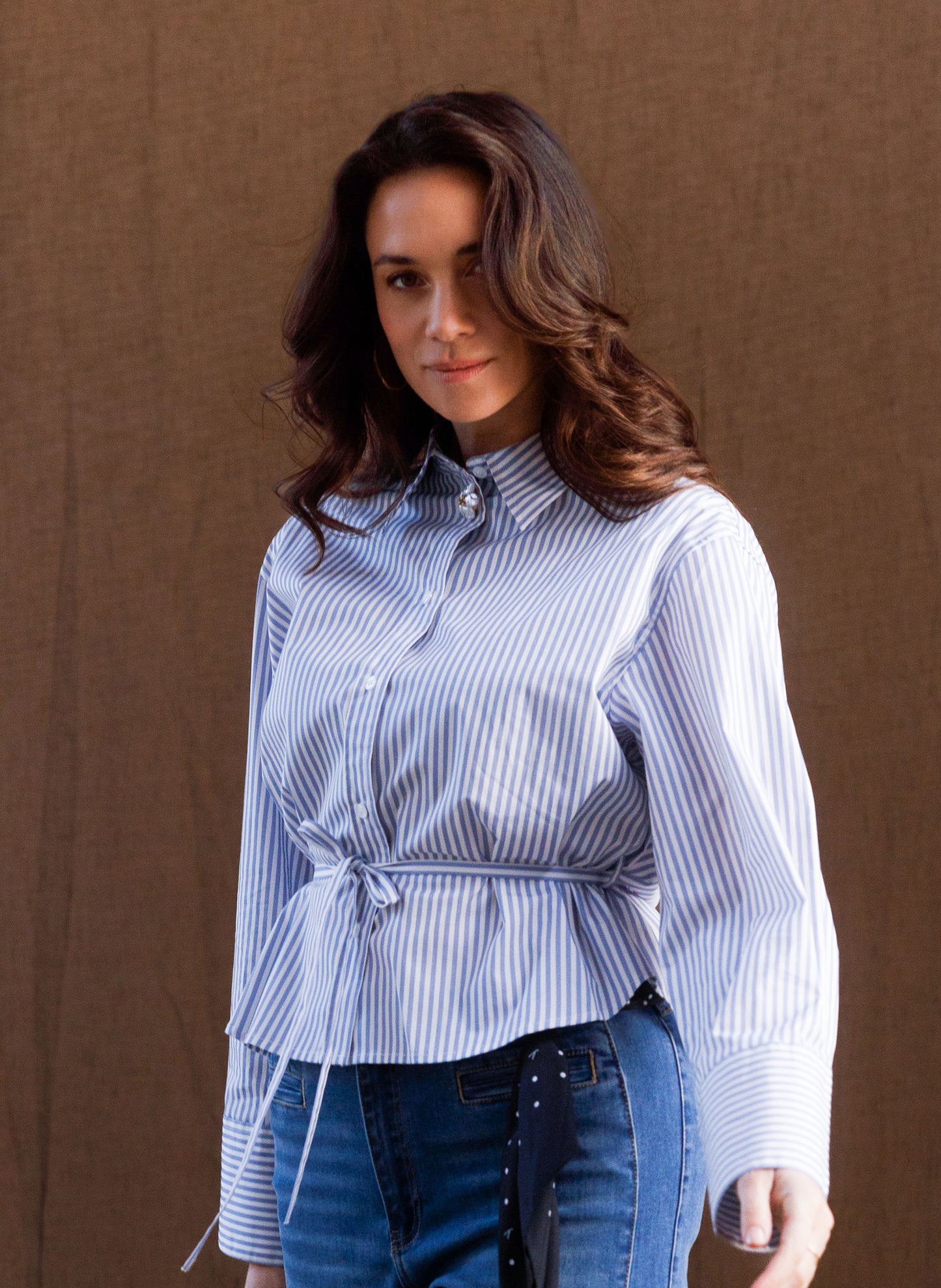 6693 STRIPED SHIRT WITH STRING BELT FANCY TOP BUTTON Blue/White