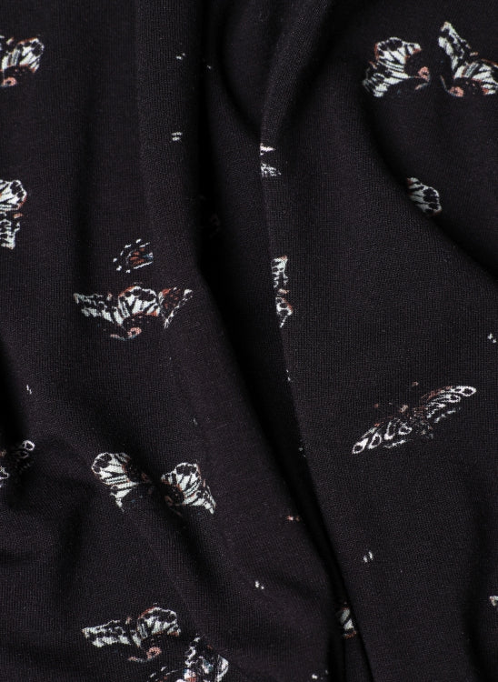 0006025 v-neck L/S BUTTERFLY DETAIL TOP Black
