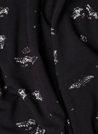 0006025 v-neck L/S BUTTERFLY DETAIL TOP Black