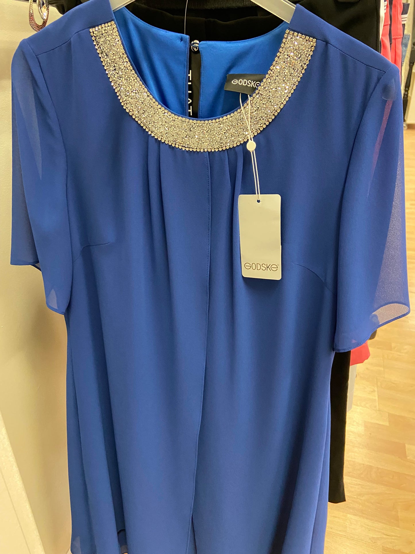 18756 BLING O-NECK S/S SPLIT FRONT CHIFFON DRESS Cobalt-Blue