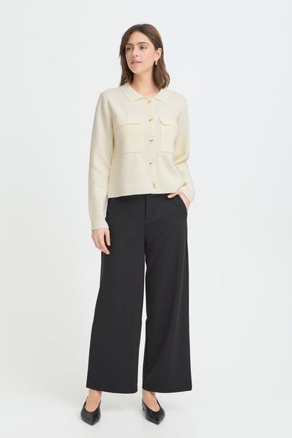 20615499Ss26 Boxy Short Big Pocket Cardi Cream