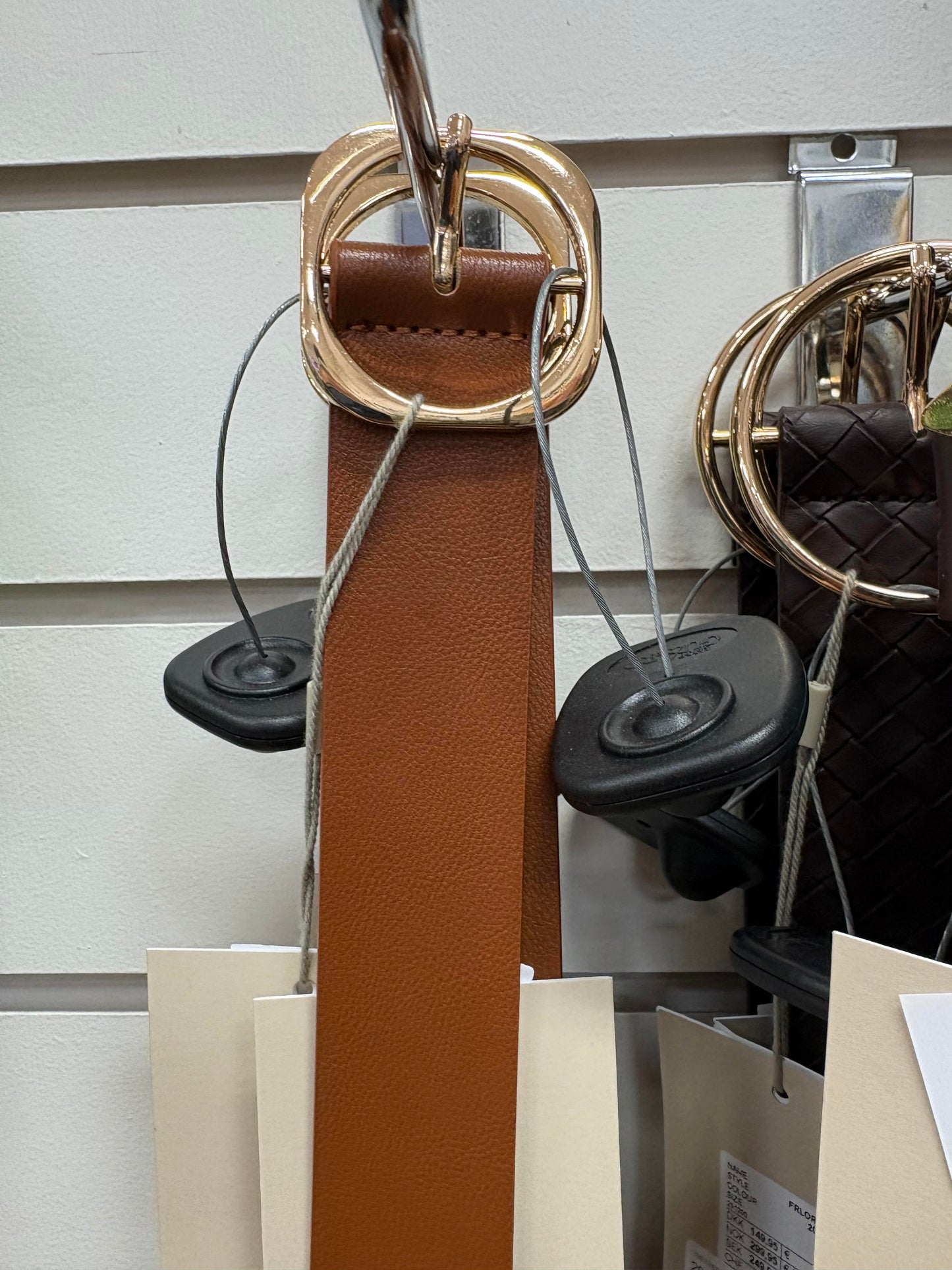 20607636 SMALL BUCKLE LEATHERETTE BELT Tan