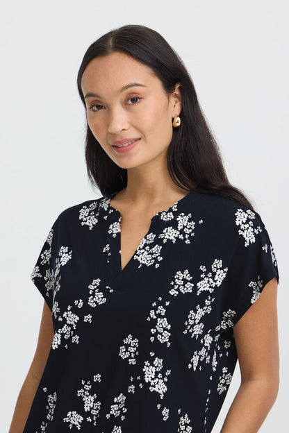 20618048 sh/sl elastic waist v neck print tee Navy/Cream