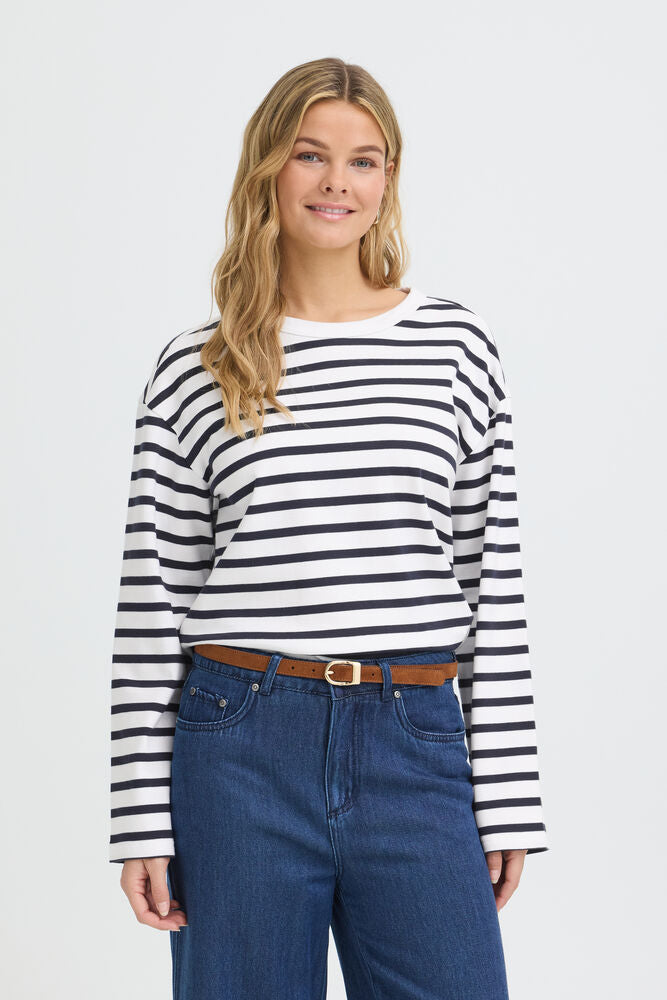 20618088 SOFT TOUCH O-NECK STRIPE SWEATSHIRT Brown/White