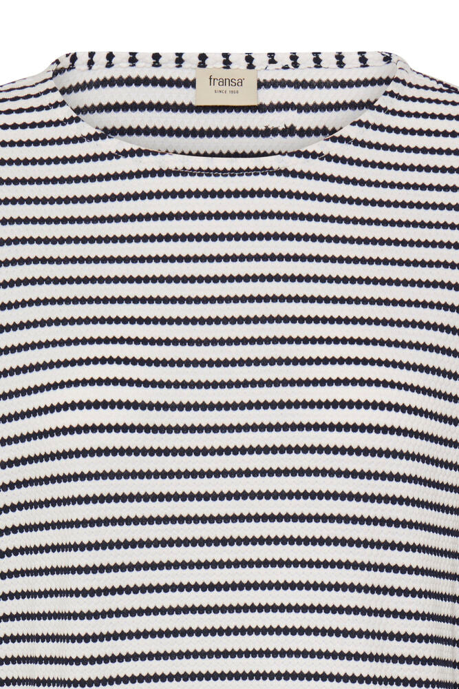 20618093 hex/stripe soft feel l/sl top Black/Cream