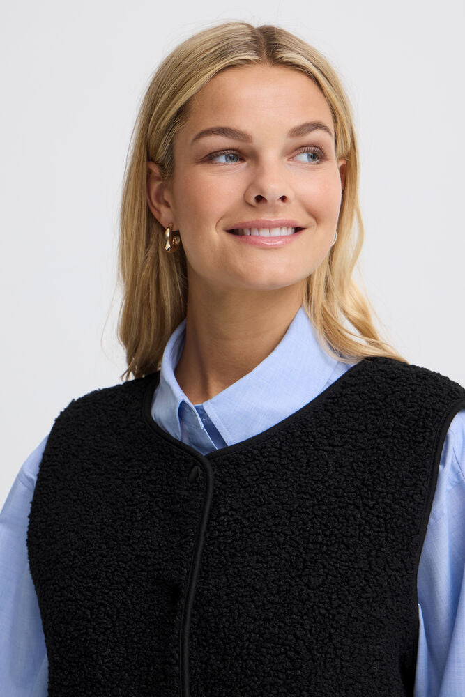 20618104 TEDDY FLEECE BIG POCKET GILET Black