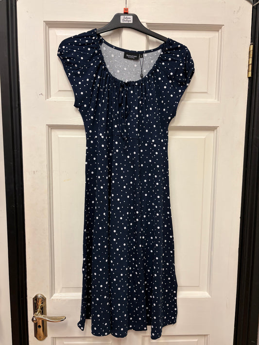 220282 Polka Dot Draw Neck Cap Slve Dress Navy/White