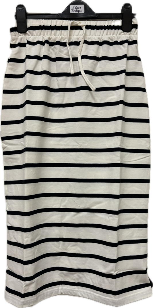 32251 Midi Skirt Matching Tee Striped Black/White