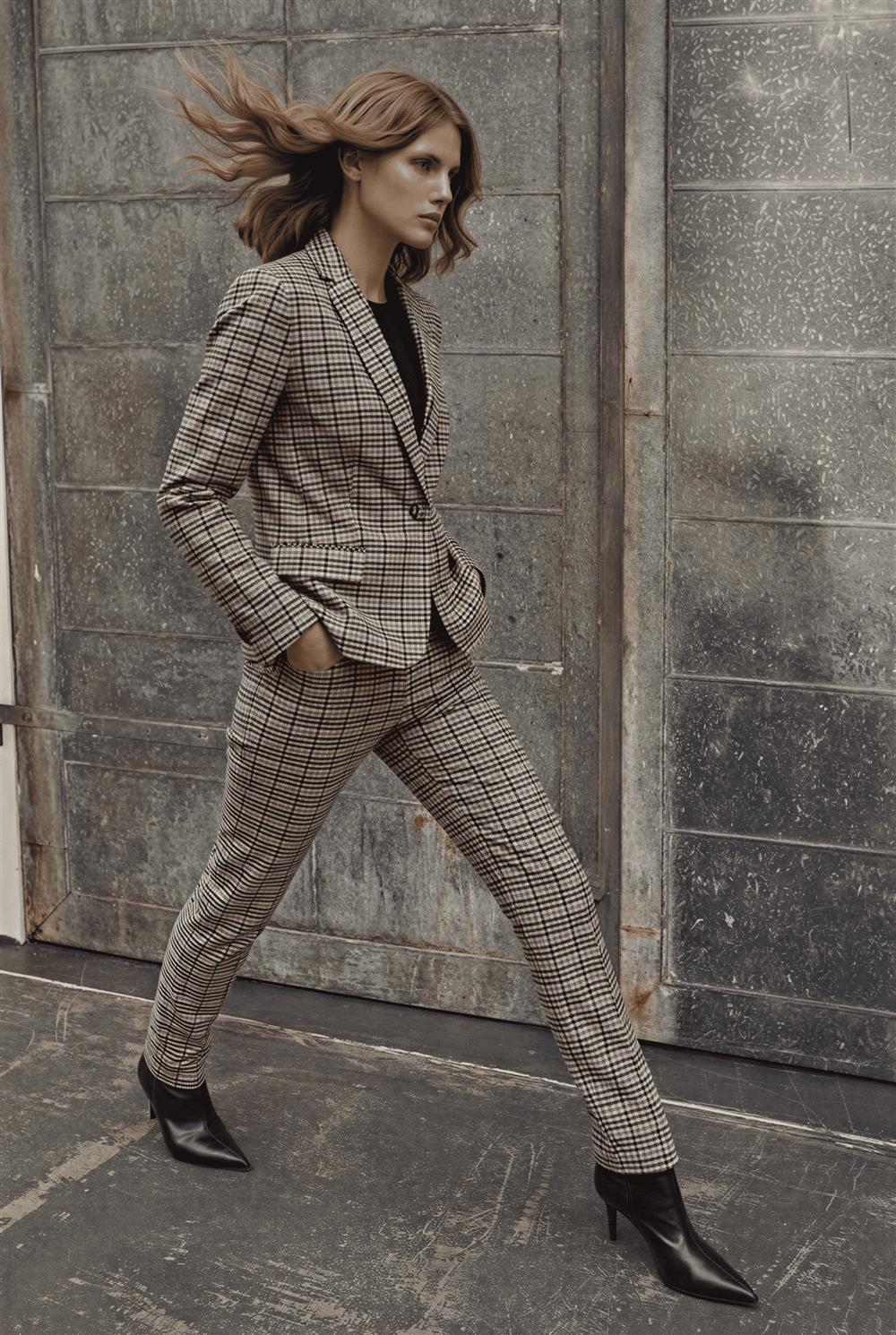 3417 SOFT TOUCH CHECK BLAZER Brown
