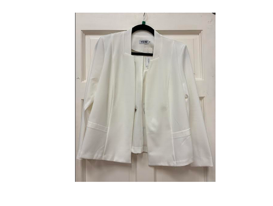 4268 GENTLEMENS COLLAR 3/4 SLEEVE 1 CLIP CLOSE Cream/Beige