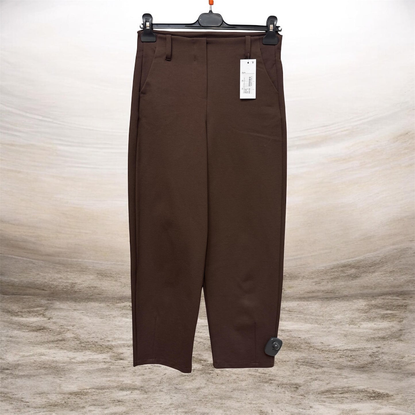 4897463 Pin Tuck Bottom Elastic Trousers Brown
