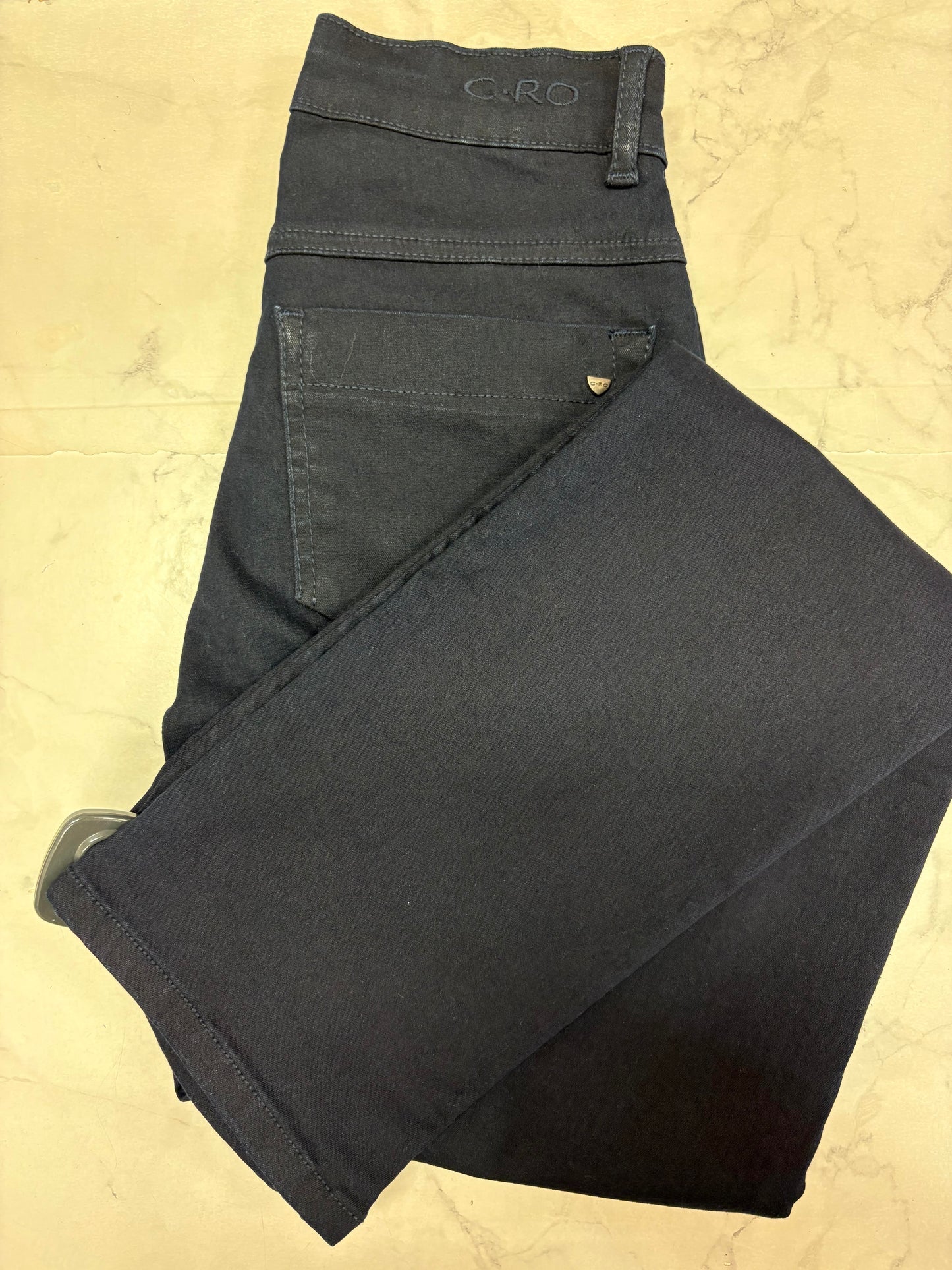 5525 Straight Leg Magic Fit Stretch Jeans Navy