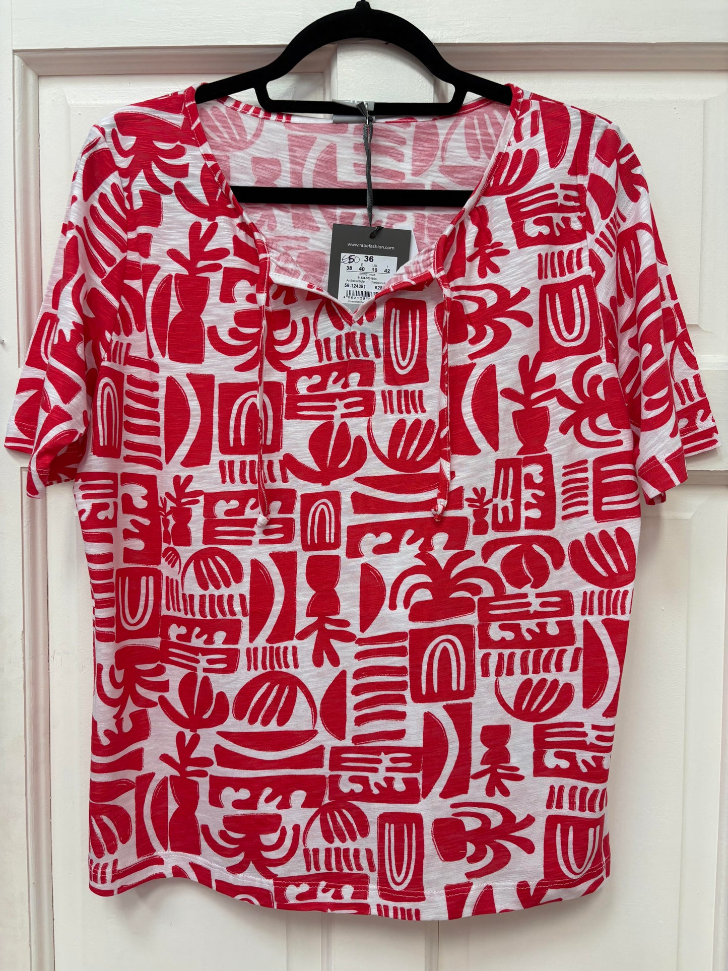 56-124351 S/S PRINT TIE O-NECK TOP Red/White