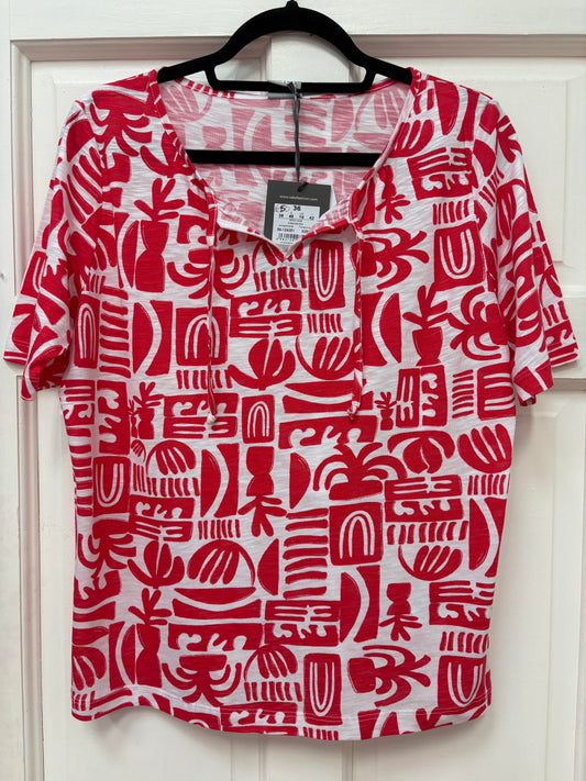 56-124351 S/S PRINT TIE O-NECK TOP Red/White