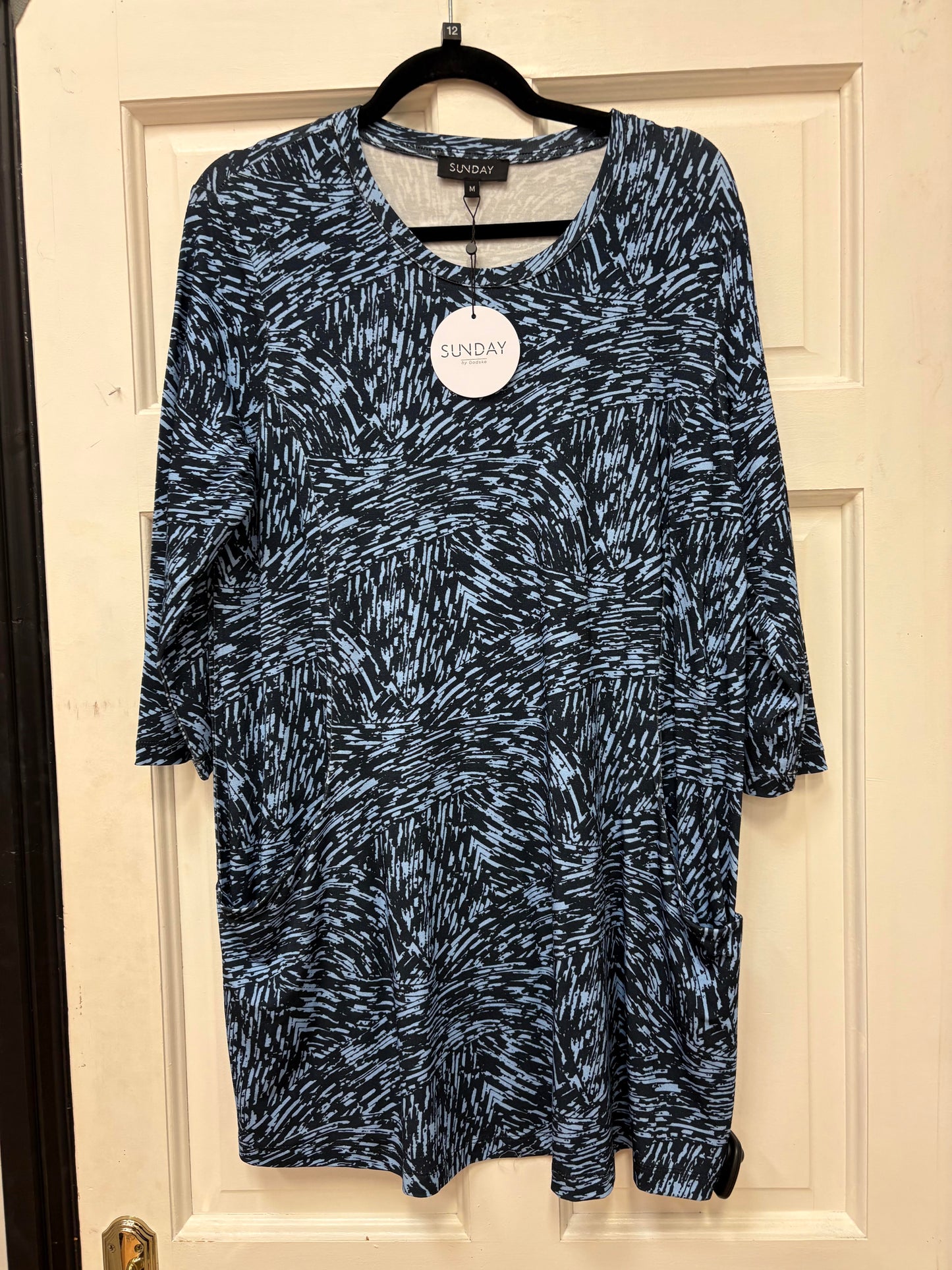 6409/6627 PRINT POCKET TUNIC TOP Navy