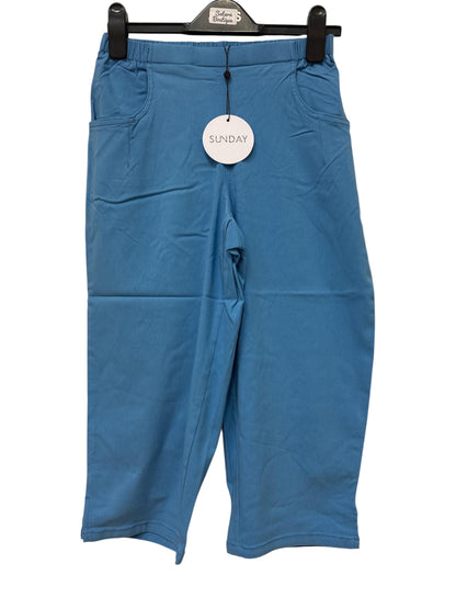 6699/6107 Stretch Pocket 3/4 Trousers Blue