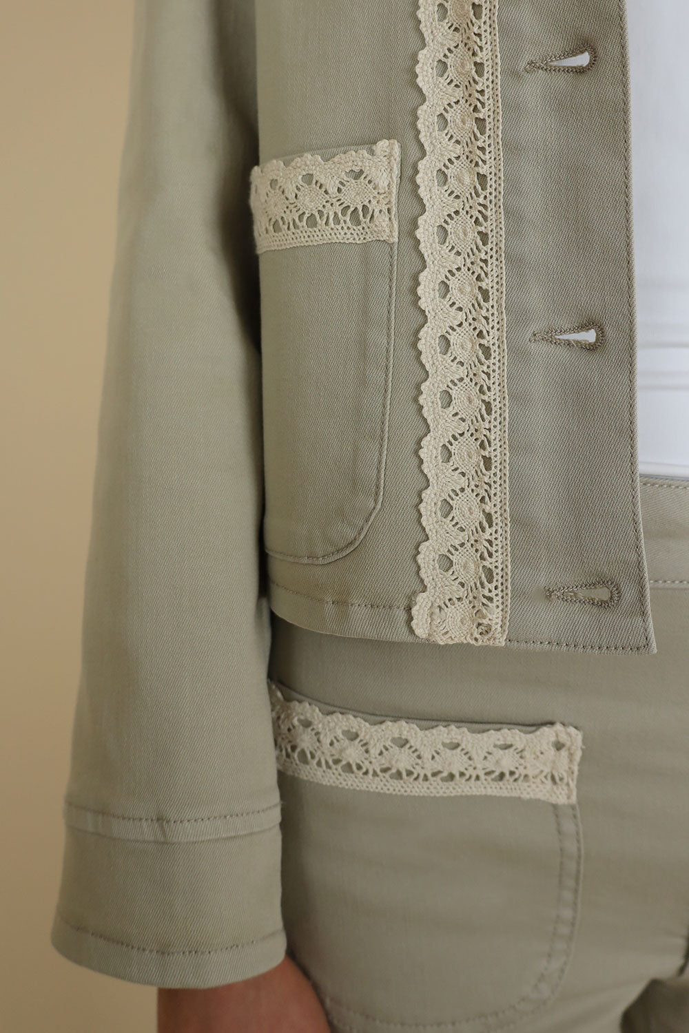 Alex Short Stretch Denim Jacket Sand